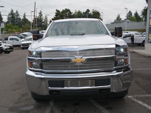 Used 2018 Chevrolet Silverado 3500 W/T image 2