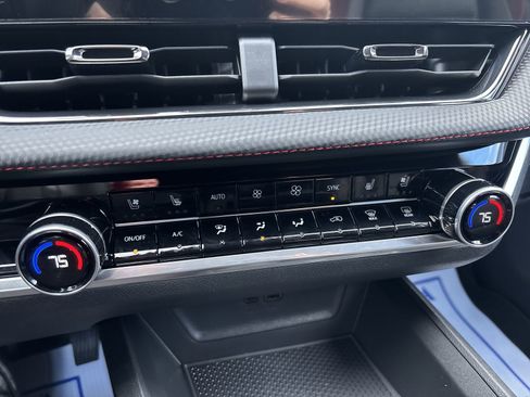 New 2026 Chevrolet Equinox RS w/ Convenience Package III image 21