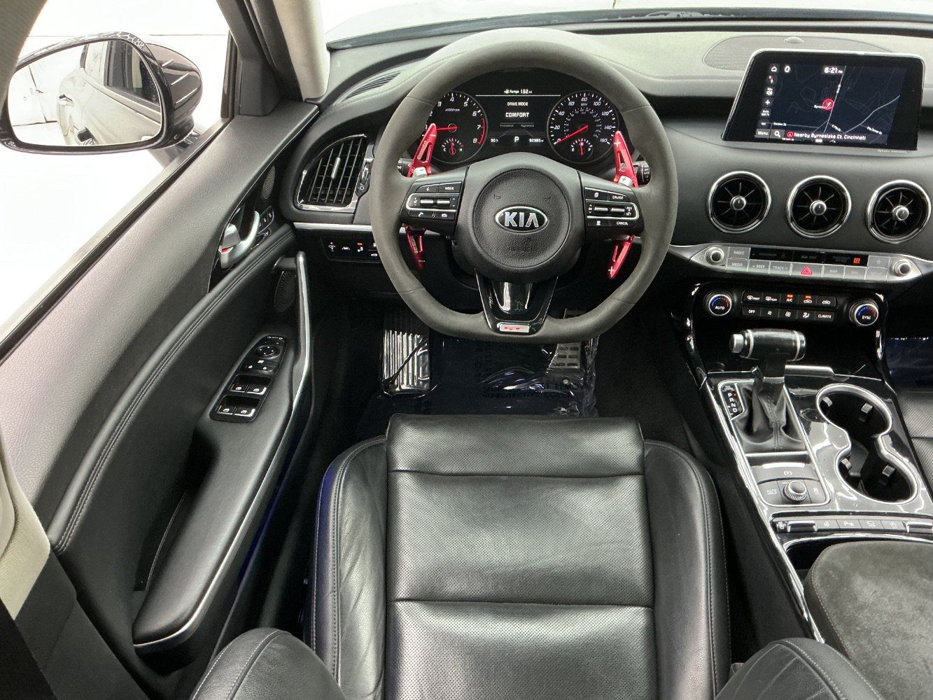 Used 2019 Kia Stinger Premium AWD/4WD image 31