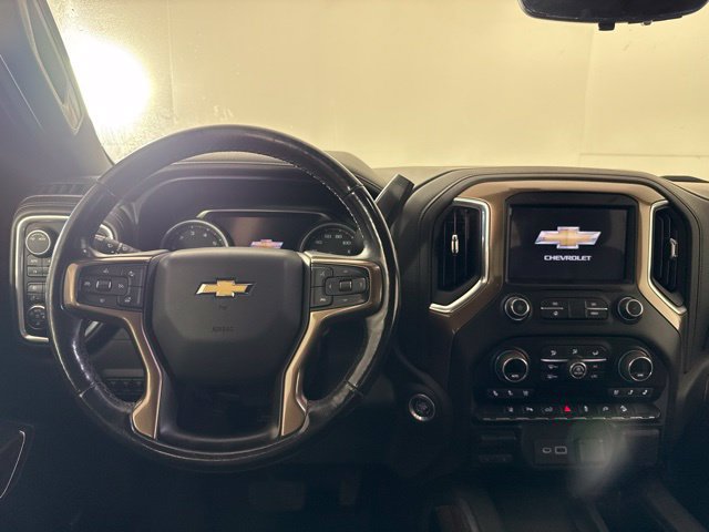 Used 2021 Chevrolet Silverado 2500 High Country w/ Technology Package AWD/4WD image 31