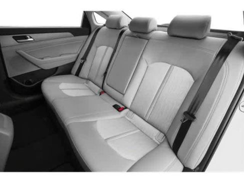 Used 2019 Hyundai Sonata Limited w/ Ultimate Package 02 image 17