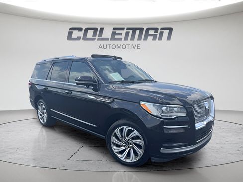 Used 2024 Lincoln Navigator Reserve AWD/4WD image 5