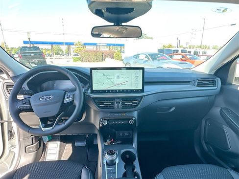 New 2025 Ford Escape Base w/ Class II Trailer Tow Package image 3