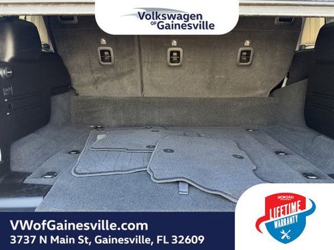 Used 2024 Jeep Wrangler Unlimited Rubicon 4xe image 7