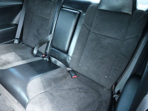 Used 2015 Dodge Challenger R/T Scat Pack w/ Leather Interior Group RWD image 29