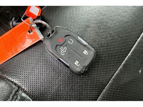 Used 2019 GMC Sierra 1500 SLT w/ SLT Premium Plus Package image 11