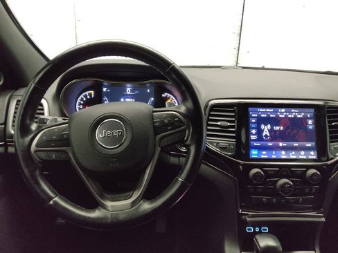 Used 2020 Jeep Grand Cherokee Limited X image 22