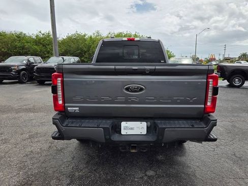 Used 2023 Ford F250 Lariat w/ Black Appearance Package AWD/4WD image 9