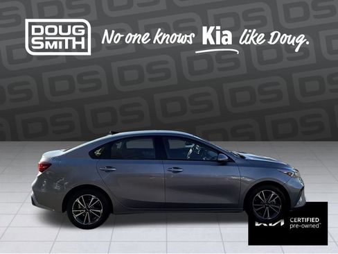 Certified 2024 Kia Forte LXS image 7