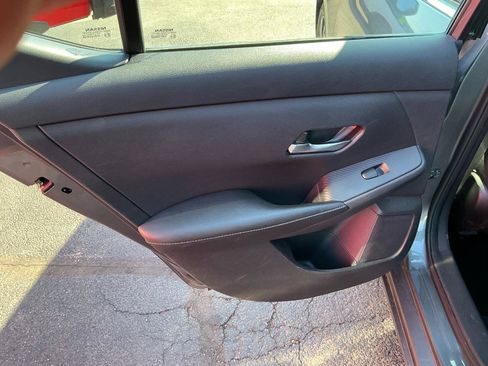 Used 2021 Nissan Sentra SV FWD image 17