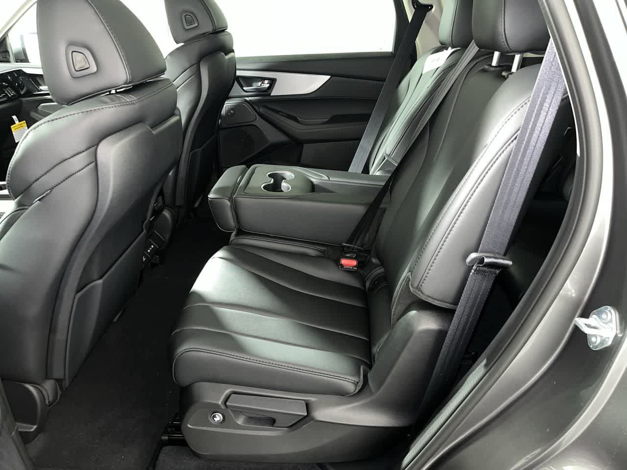 Used 2026 Acura MDX SH-AWD image 29