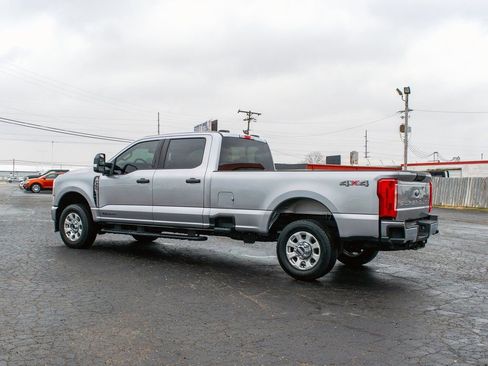 Used 2024 Ford F350 XLT image 6