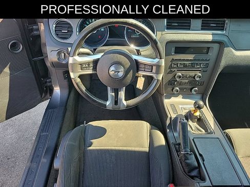 Used 2014 Ford Mustang Coupe RWD image 8
