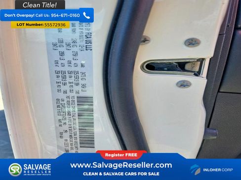 Used 2015 Dodge Journey R/T w/ Flexible Seating Group FWD image 17