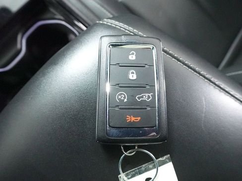 Used 2022 Jeep Grand Cherokee Overland w/ Advanced Protech Group III AWD/4WD image 23