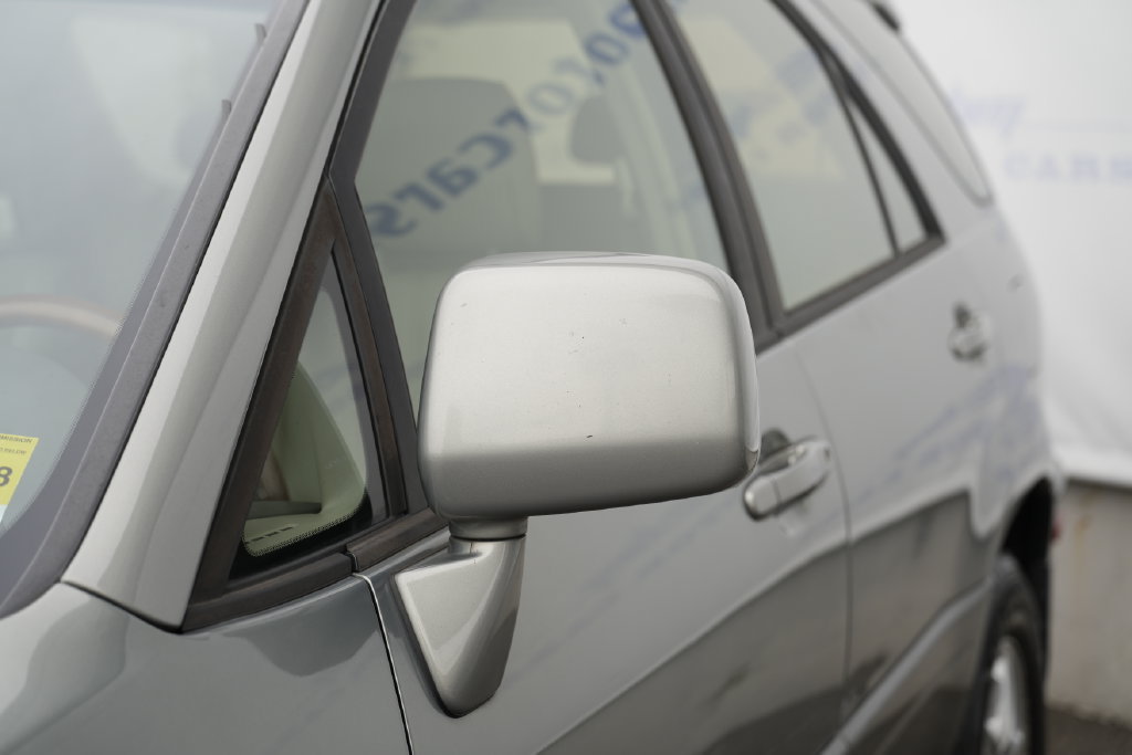 Used 2002 Lexus RX 300 4WD w/ Premium Pkg Plus image 10