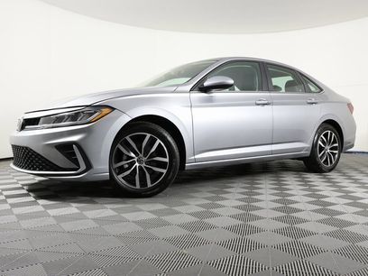 Used 2025 Volkswagen Jetta SE