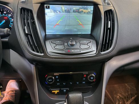 Used 2016 Ford Escape SE w/ Equipment Group 201A image 12