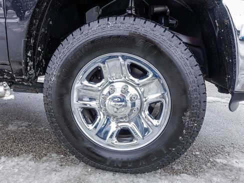 Used 2017 RAM 2500 SLT image 21