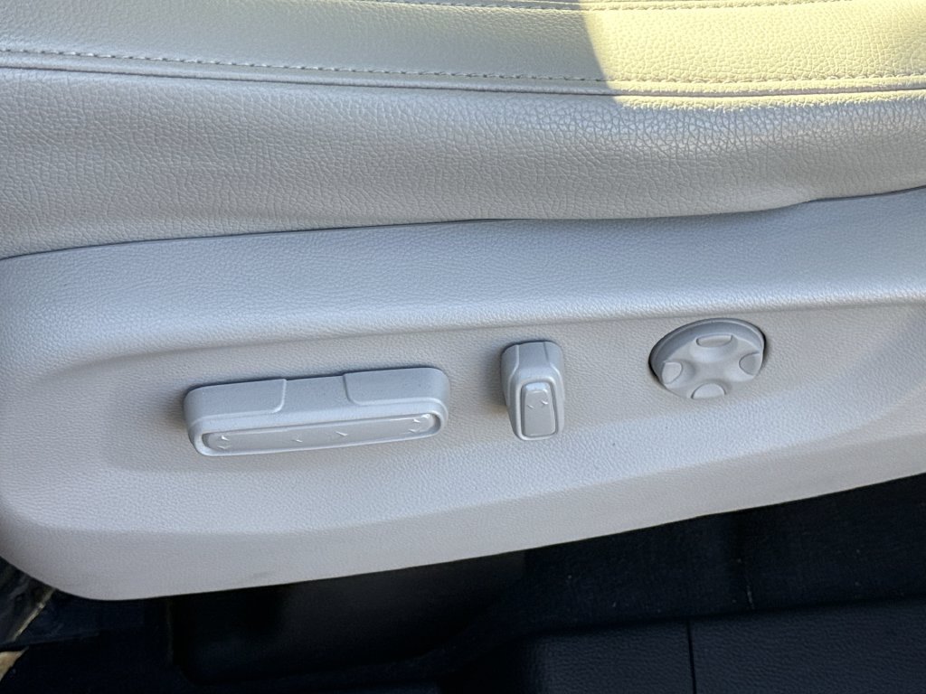 Used 2025 Honda Odyssey EX-L image 14