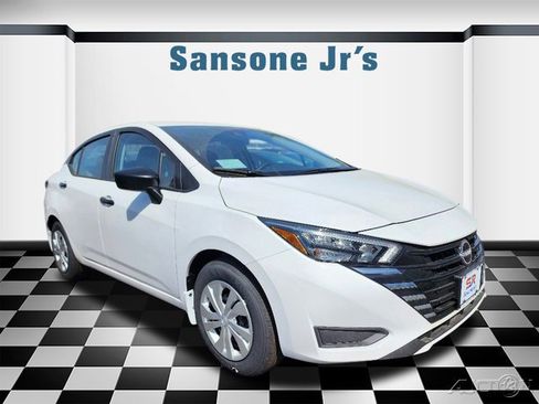 Certified 2025 Nissan Versa S w/ Trunk Package image 1