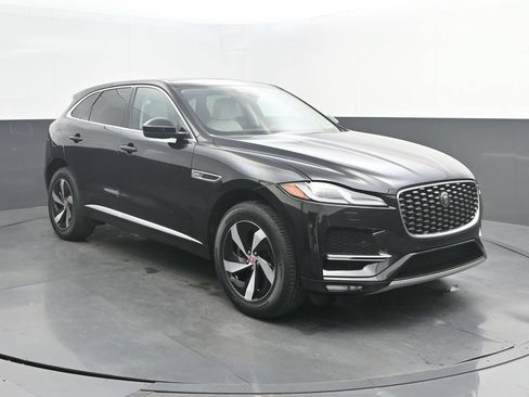 Certified 2023 Jaguar F-PACE S AWD/4WD image 9
