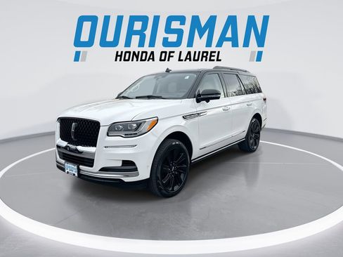 Used 2022 Lincoln Navigator Black Label image 4