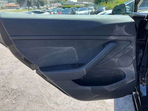 Used 2023 Tesla Model 3 Performance image 42