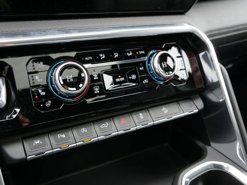 New 2026 GMC Sierra 1500 Denali image 13