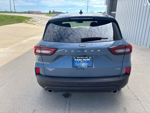 Used 2025 Ford Escape ST-Line w/ Equipment Group 301A FWD image 5