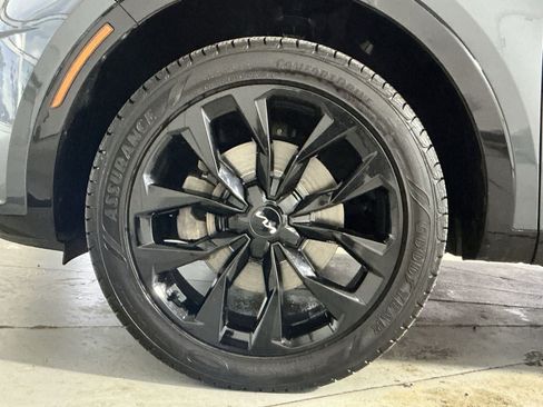 Used 2023 Kia Sorento SX AWD/4WD image 13