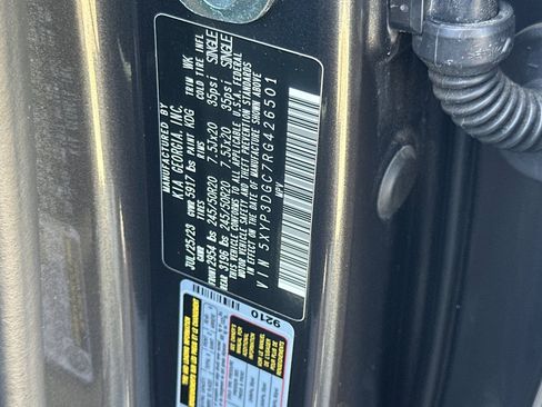 Used 2024 Kia Telluride EX image 60