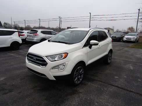 Used 2021 Ford EcoSport Titanium image 3