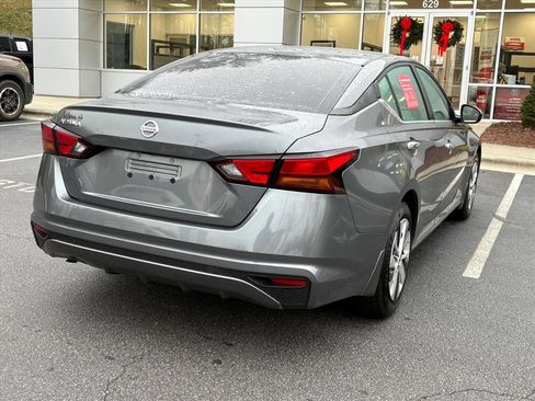 Certified 2021 Nissan Altima 2.5 S image 8