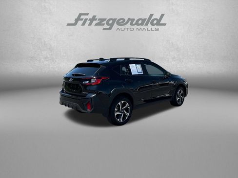 Used 2025 Subaru Crosstrek 2.5i Premium AWD/4WD image 8