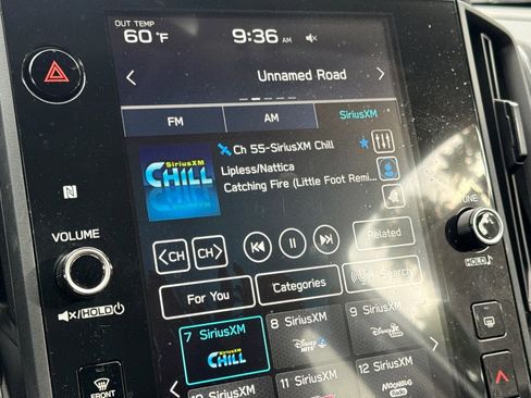 Certified 2025 Subaru Crosstrek 2.5i Limited w/ Crosstrek Mirror Package image 21