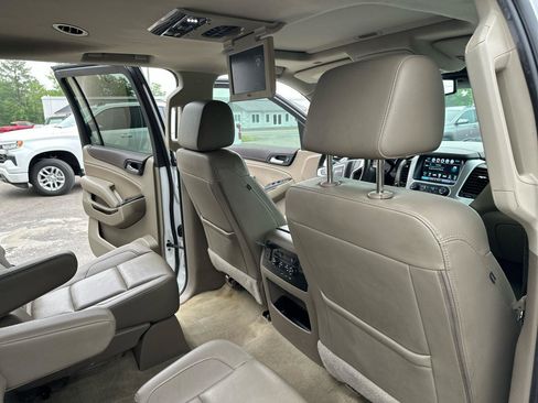 Used 2018 GMC Yukon XL SLT w/ Premium Edition RWD image 28