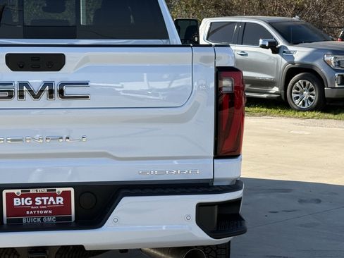 New 2026 GMC Sierra 2500 Denali Ultimate image 7