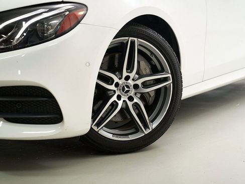 Used 2019 Mercedes-Benz E 450 4MATIC Wagon image 3