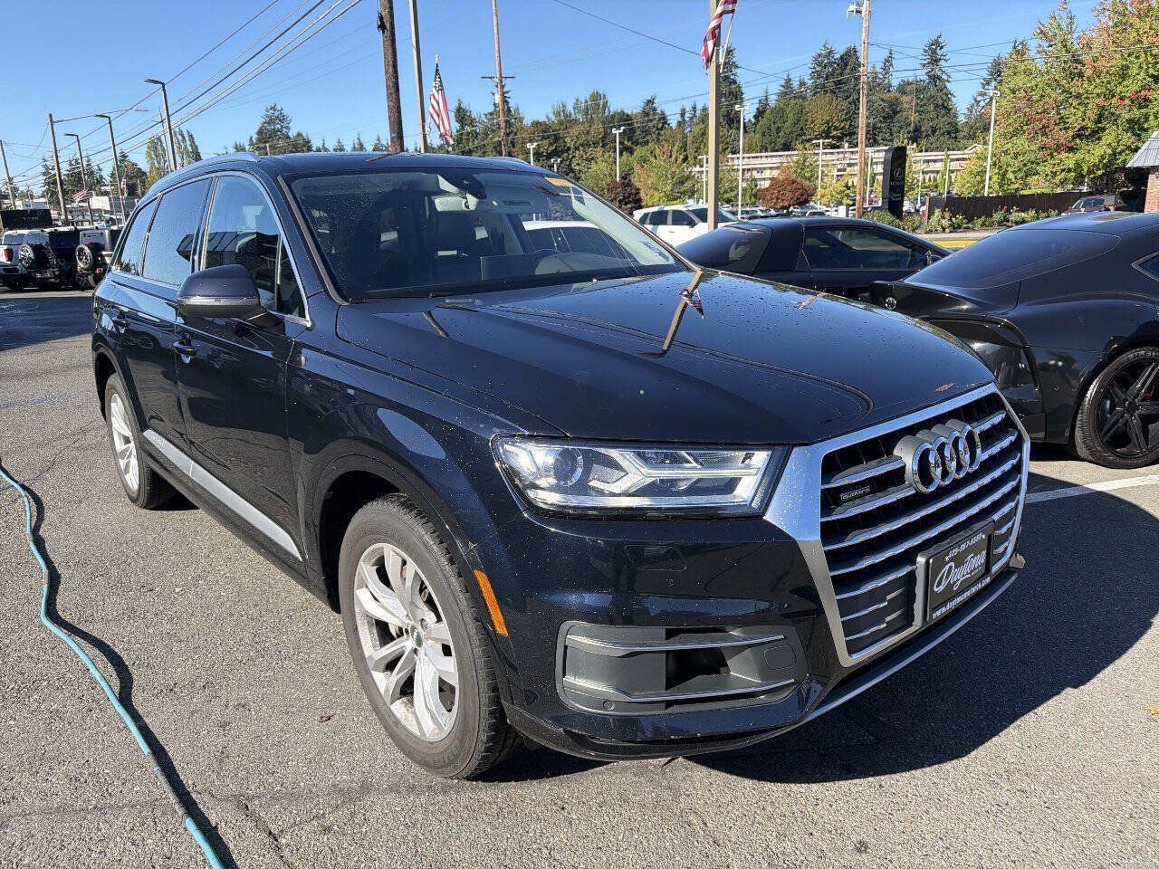 Used 2017 Audi Q7 3.0T Premium Plus AWD/4WD image 2