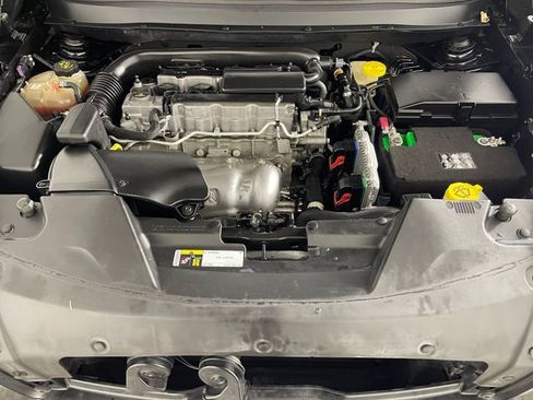 Used 2015 Jeep Cherokee Sport image 20