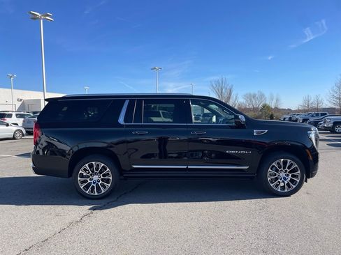 New 2026 GMC Yukon XL Denali w/ Sun & Power Step Package image 9