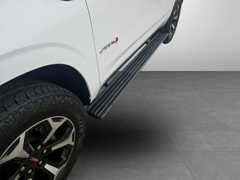 New 2026 GMC Yukon AT4 w/ AT4 Premium Plus Package AWD/4WD image 37