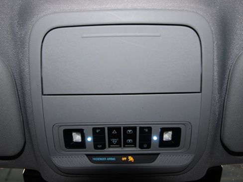 Used 2023 Ford Explorer Limited w/ Limited Technology Package image 23