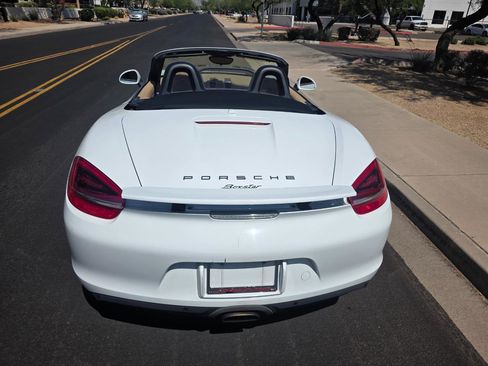 Used 2016 Porsche Boxster w/ Infotainment Package RWD image 26