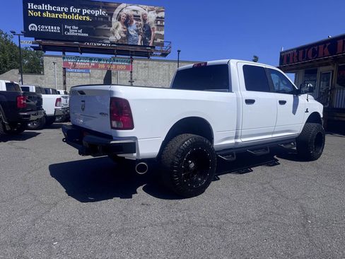 Used 2014 RAM 2500 Tradesman w/ Chrome Appearance Group image 5