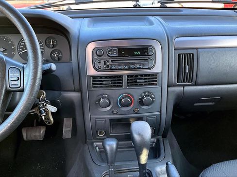 Used 2004 Jeep Grand Cherokee Laredo w/ Convenience Group image 7