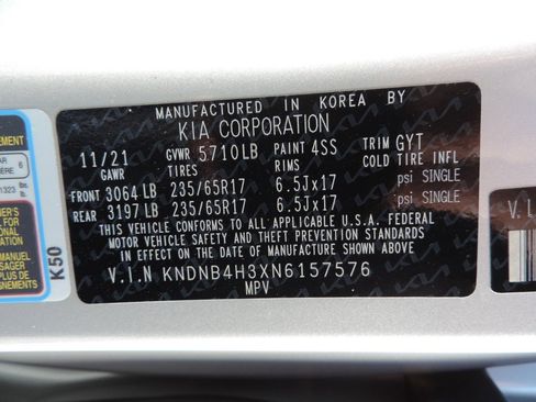 Used 2022 Kia Carnival LX image 14