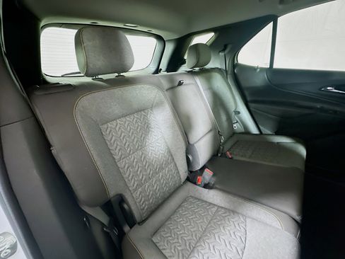 Used 2024 Chevrolet Equinox LT image 24