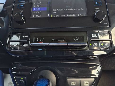Used 2016 Toyota Prius Two FWD image 26